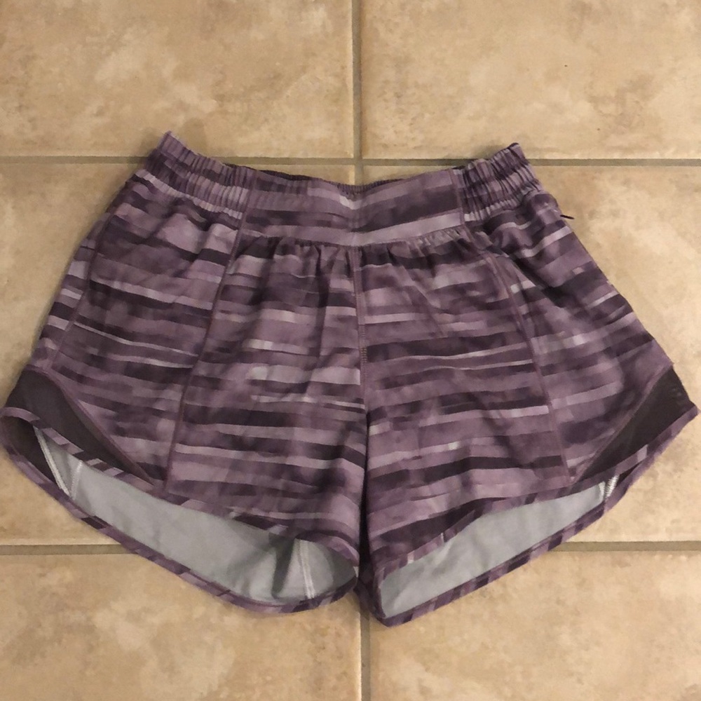 lululemon Hotty Hot Short 4” Size 6
